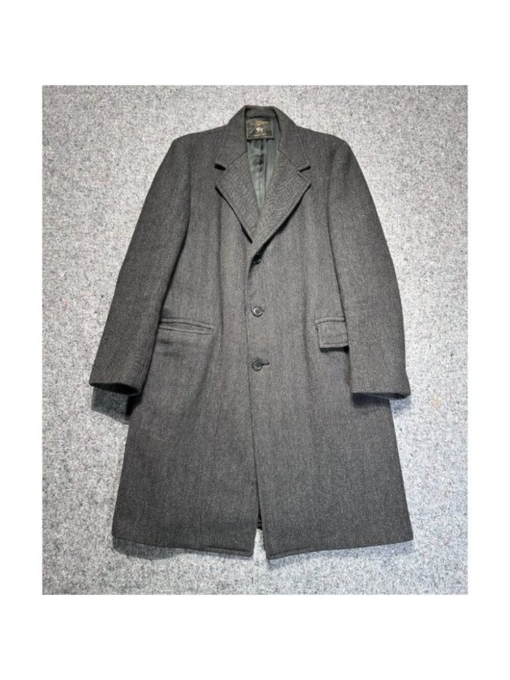 Vintage Wallachs Hart Schaffner & Marx Wool Overcoat Herringbone | US 44R / 44L)